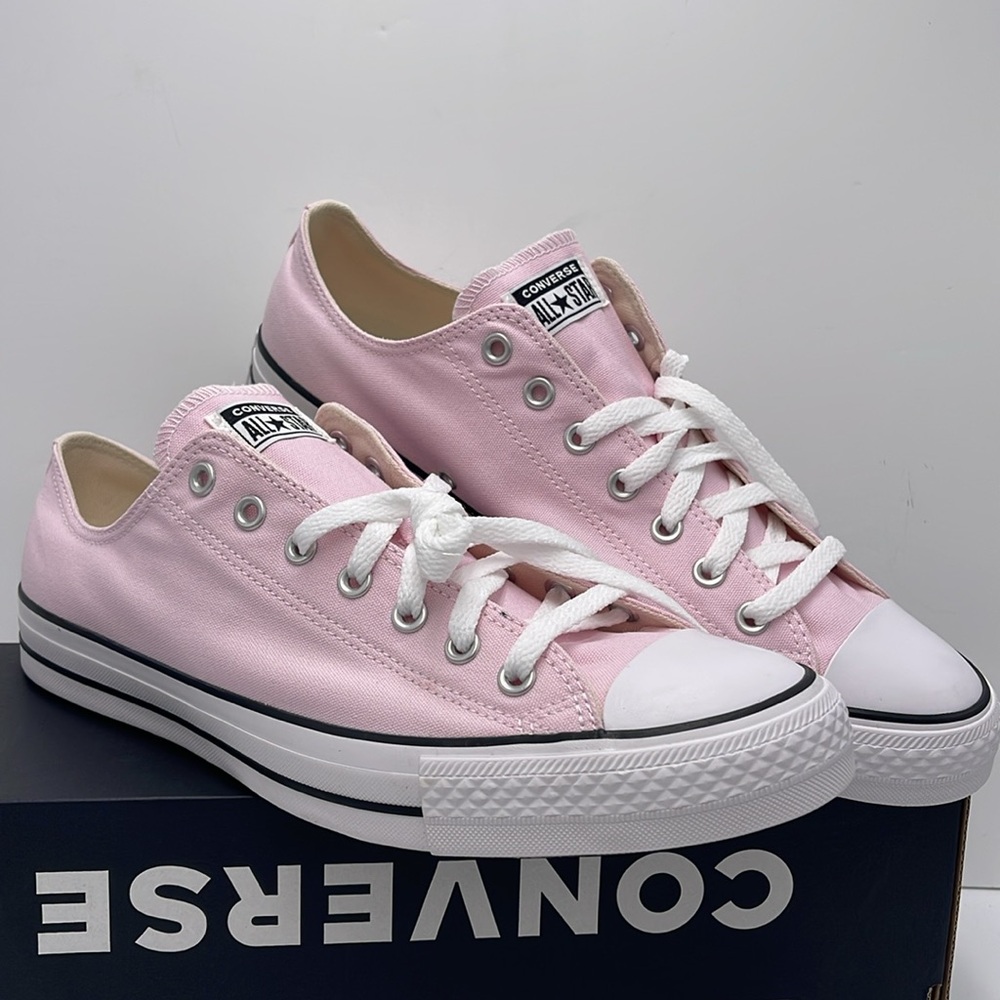 Converse Men’s A08628F
CTAS OX PINK FOAM Sneakers Chuck Taylor All Star - Picture 4 of 16